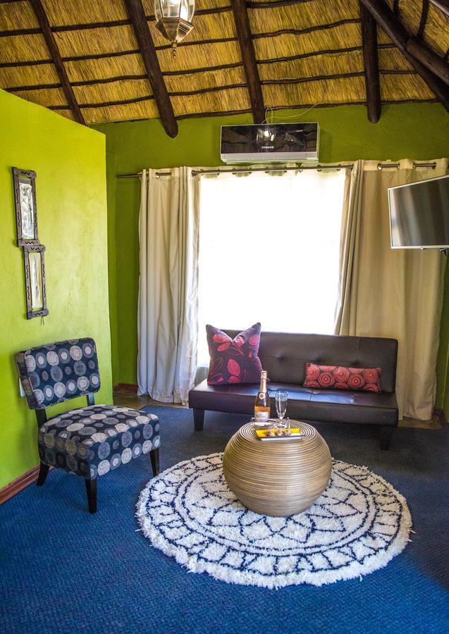 Tshiberry Bed & Breakfast Phokeng Екстер'єр фото